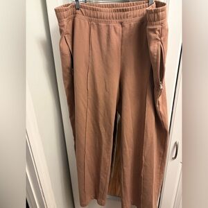 Old Navy Active Tan Wideleg Sweatpants